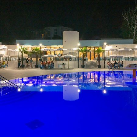 Mera Holiday Resort Vénus Extérieur photo